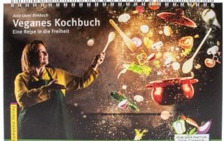 Veganes Kochbuch , Eine Reise in die Freiheit ISBN 978-3-948823-00-9