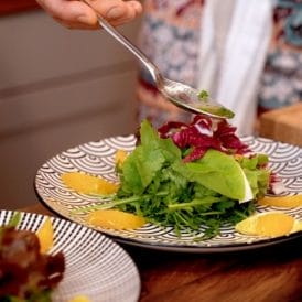 Salatrose mit Orangenfilets und Teevinigrette